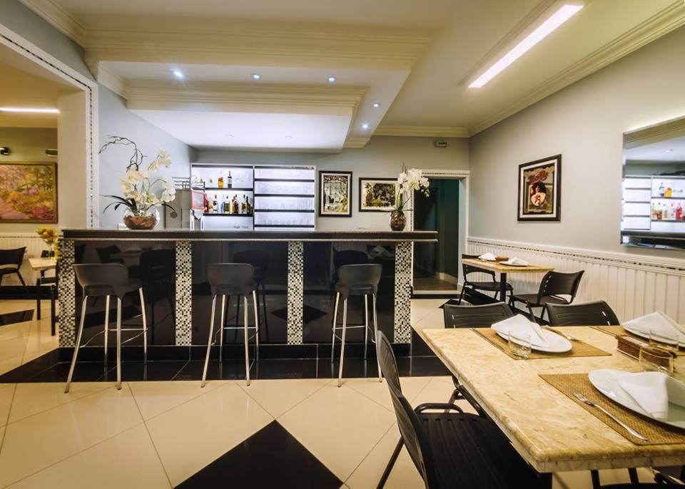 Hotel Kk Itu Bagian luar foto