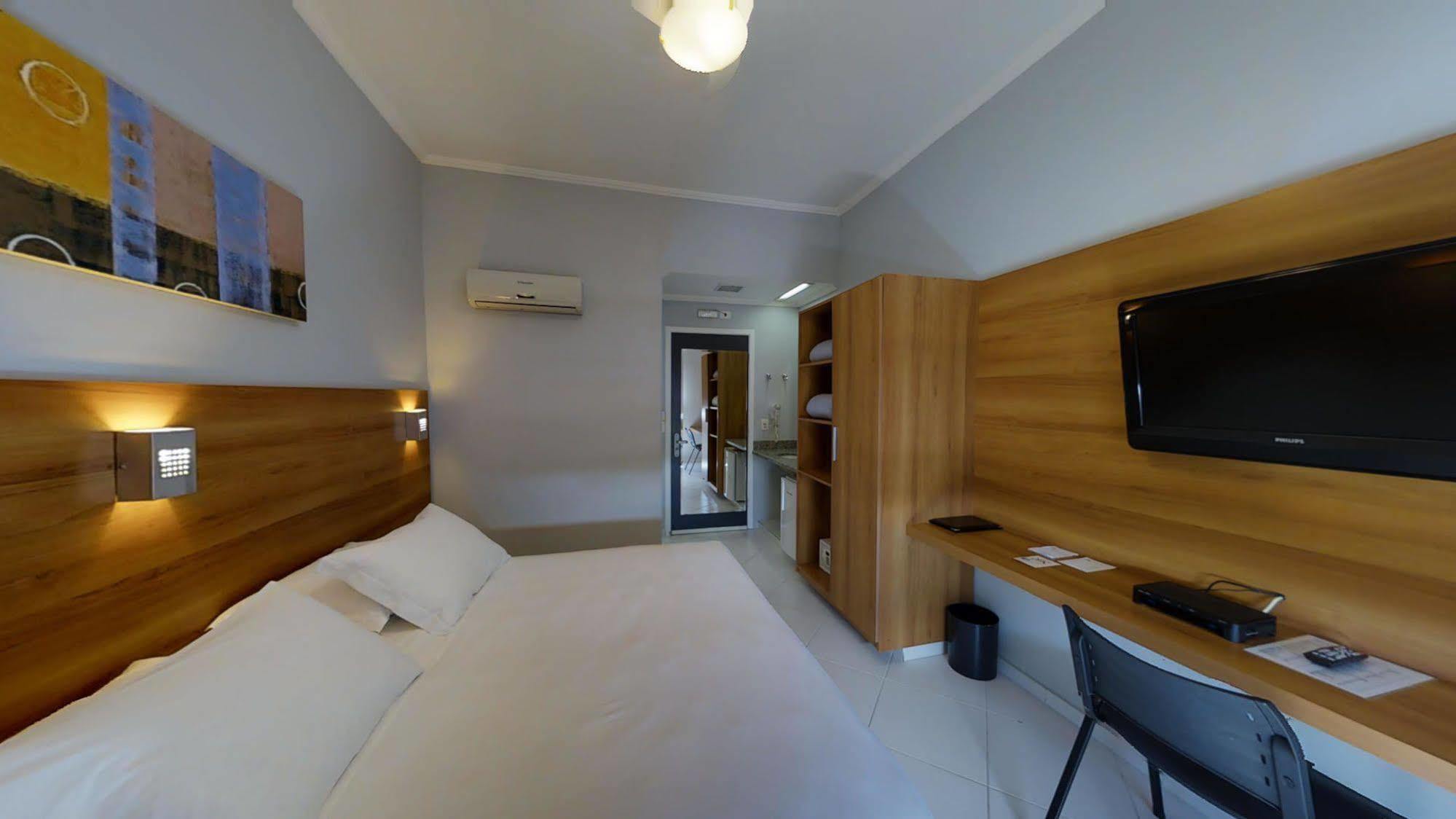Hotel Kk Itu Bagian luar foto