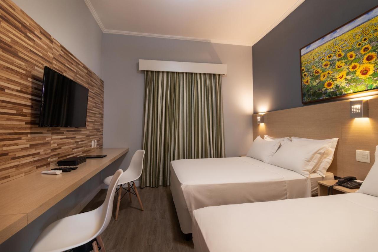 Hotel Kk Itu Bagian luar foto