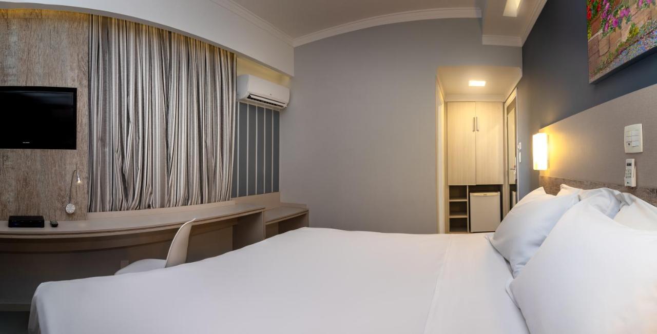Hotel Kk Itu Bagian luar foto